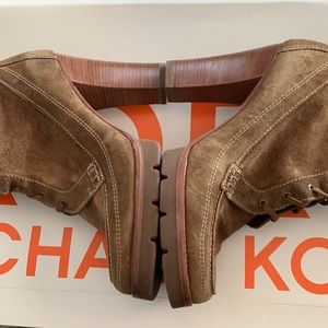 Kors Michael Kors Aquarius Suede Boots
